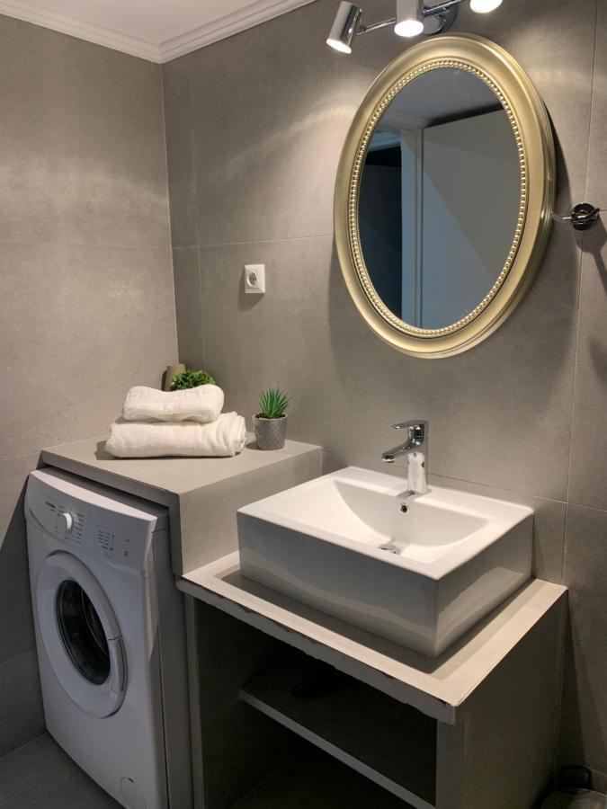 Diamond Apartment Лименас Екстериор снимка